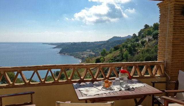VILLA with private pool and AMAZING SEA VIEW