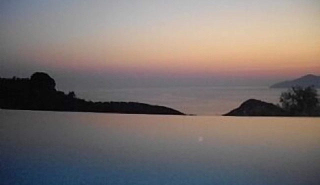 Villa with Private Pool and Beautiful Aegean Sea Views