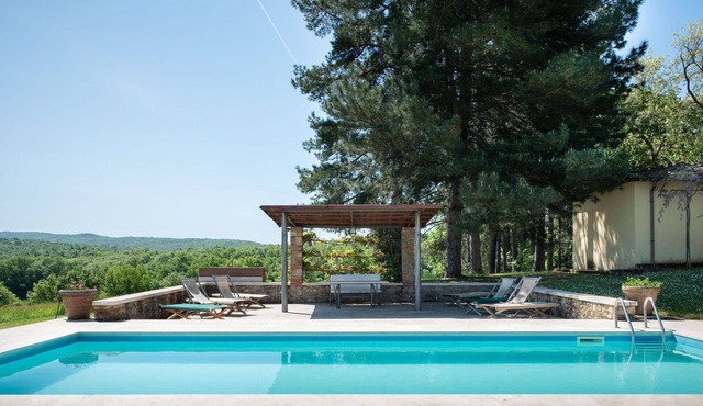 Wonderful private villa for 22 guests with private pool, WIFI, A/C, TV, patio and panoramic view