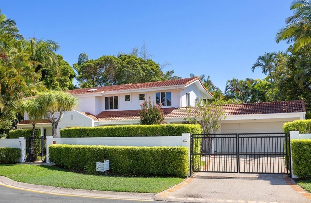 Wesley Court No. 10 Noosa Sound