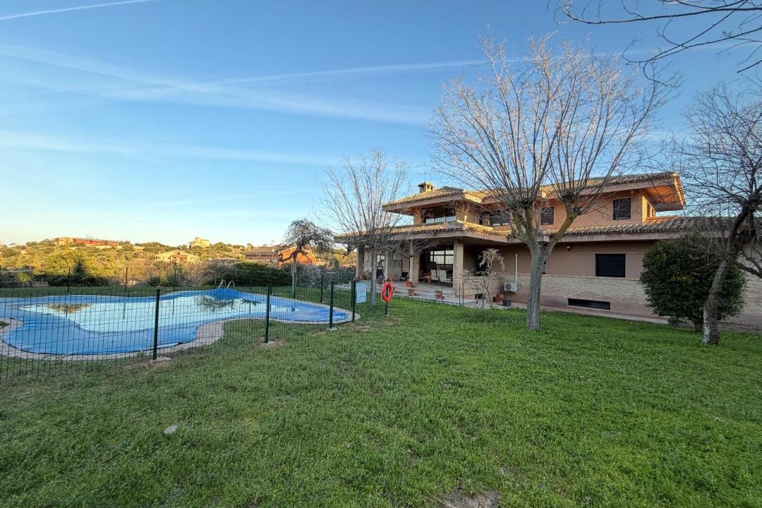 Province of Toledo Villa | Montesión 71 - Casa con piscina & jardín, al lado de Puy du Fou