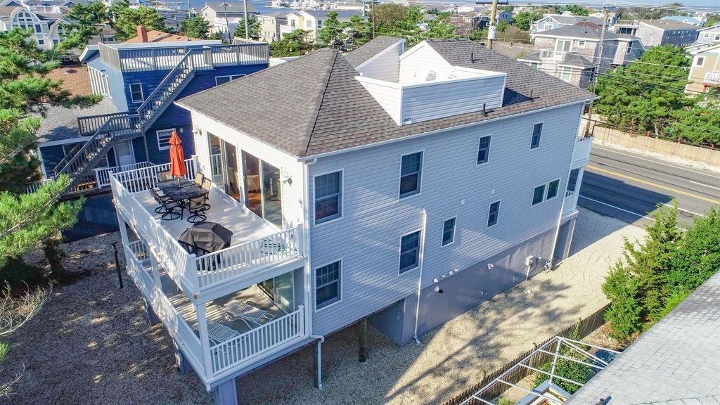 Photo of Buildings in Harvey Cedars
