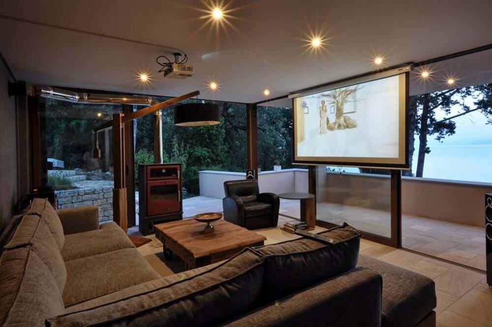 Photo of Livingroom in Perama