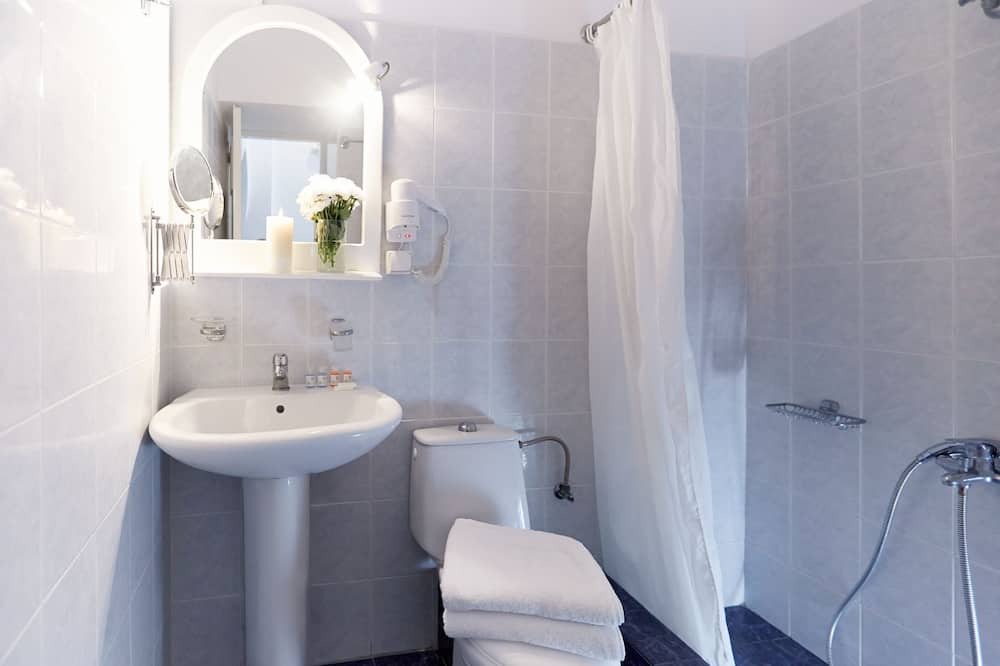 Photo of Bathroom in Fira