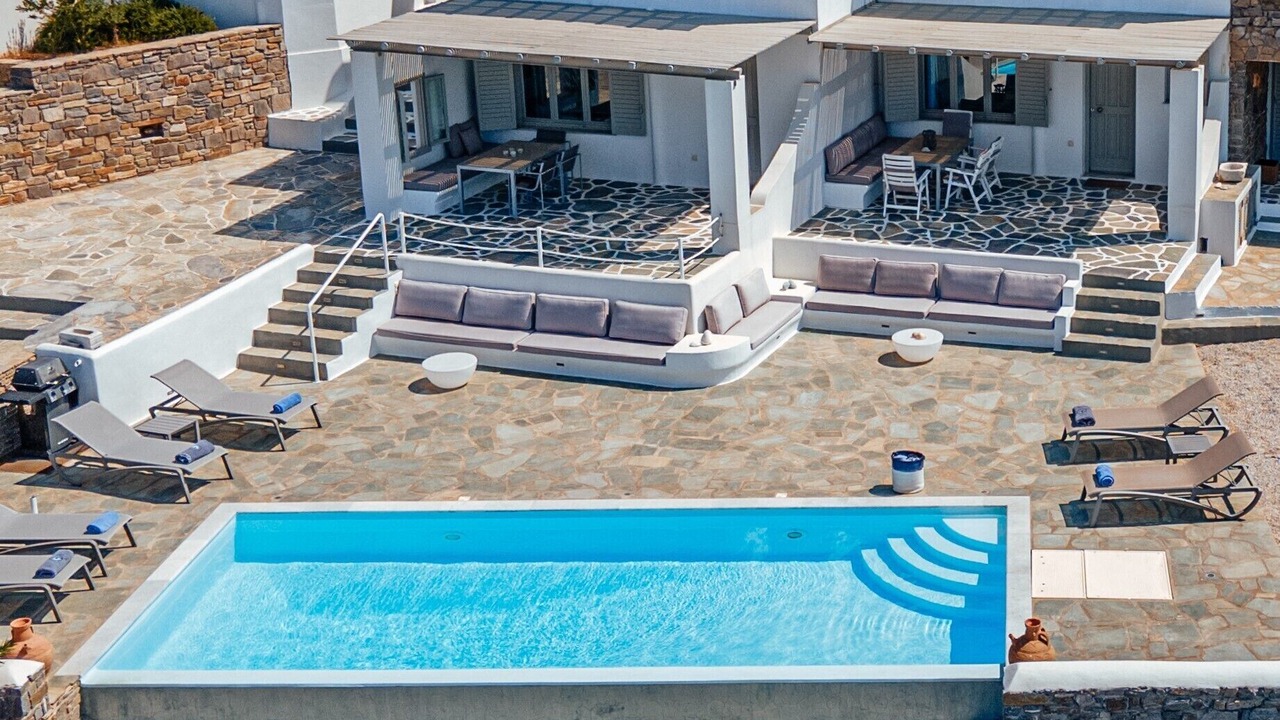 Photo of Outdoor in Parasporos