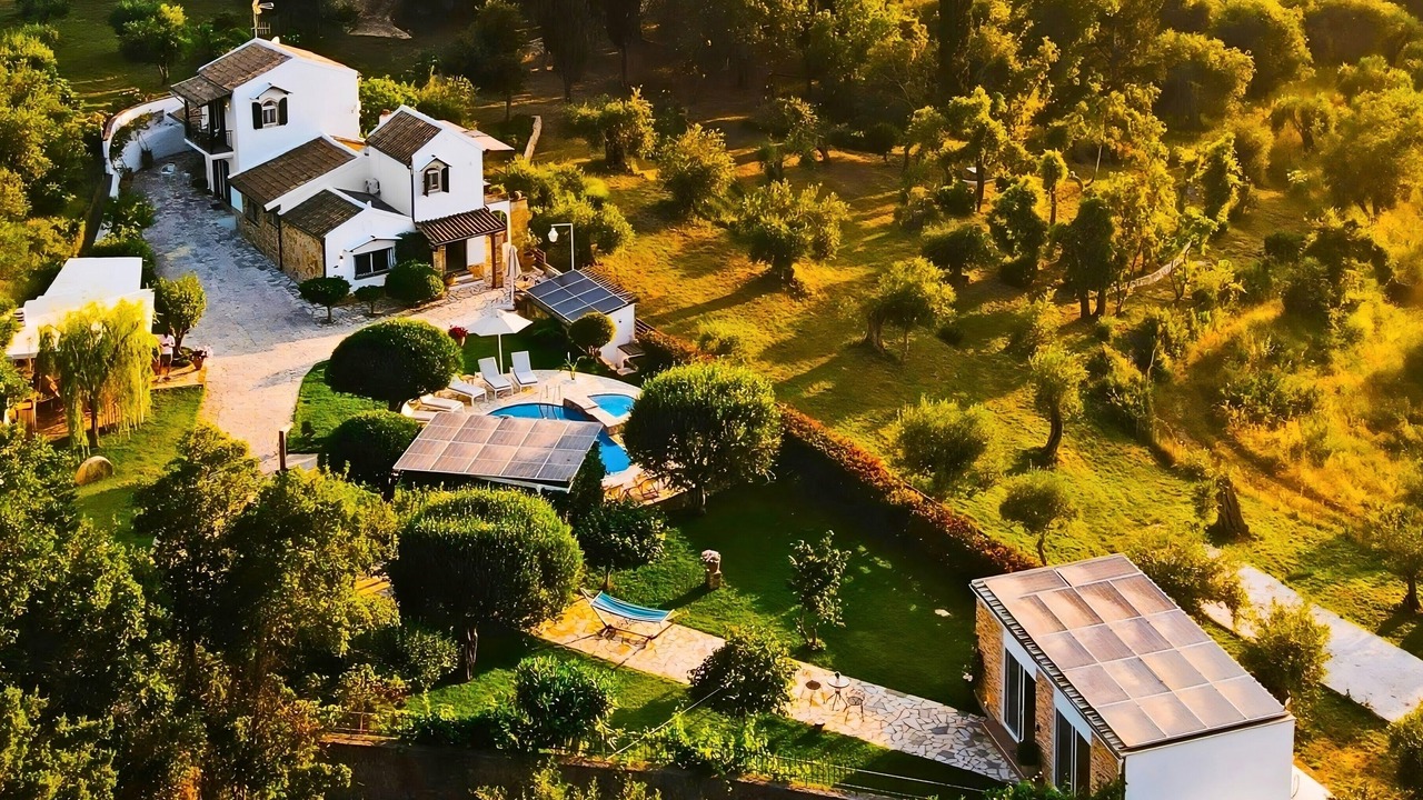Photo of Outdoor in Achilleio