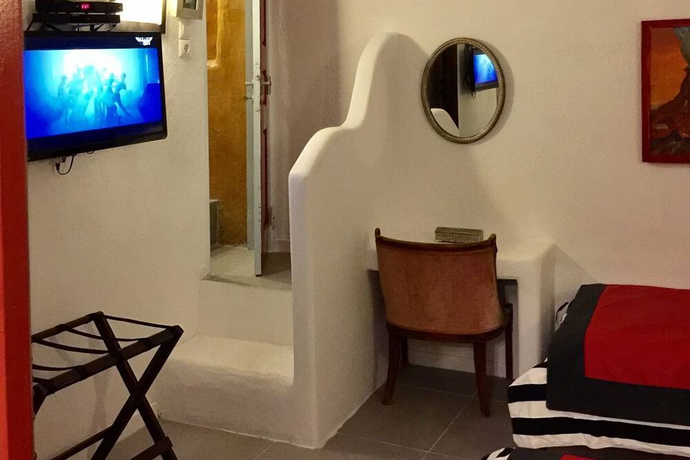 Photo of Bedroom in Emporio
