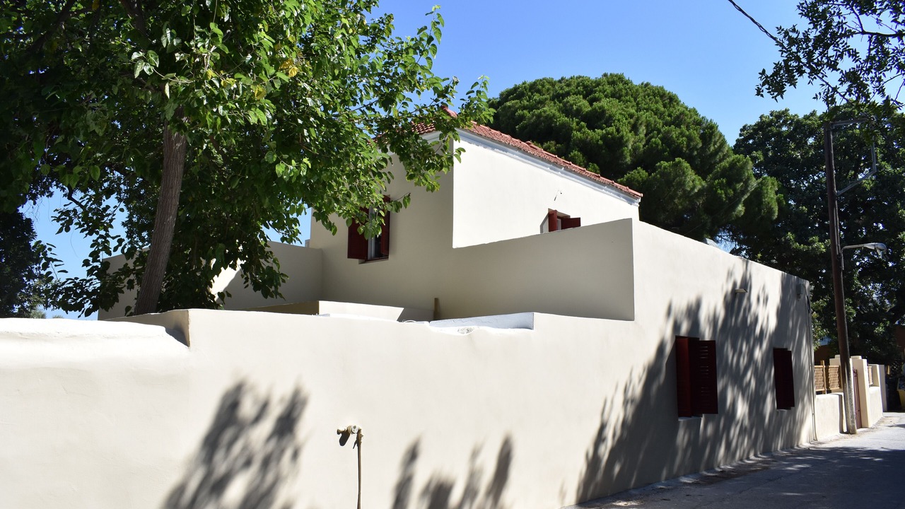 Photo of Outdoor in Ixia