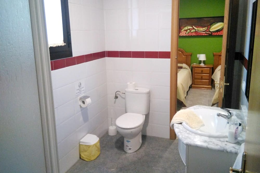 Photo of Bathroom in Villacanas