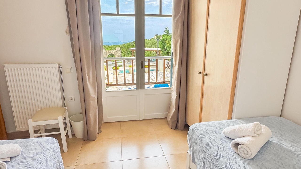 Photo of Bedroom in Elation