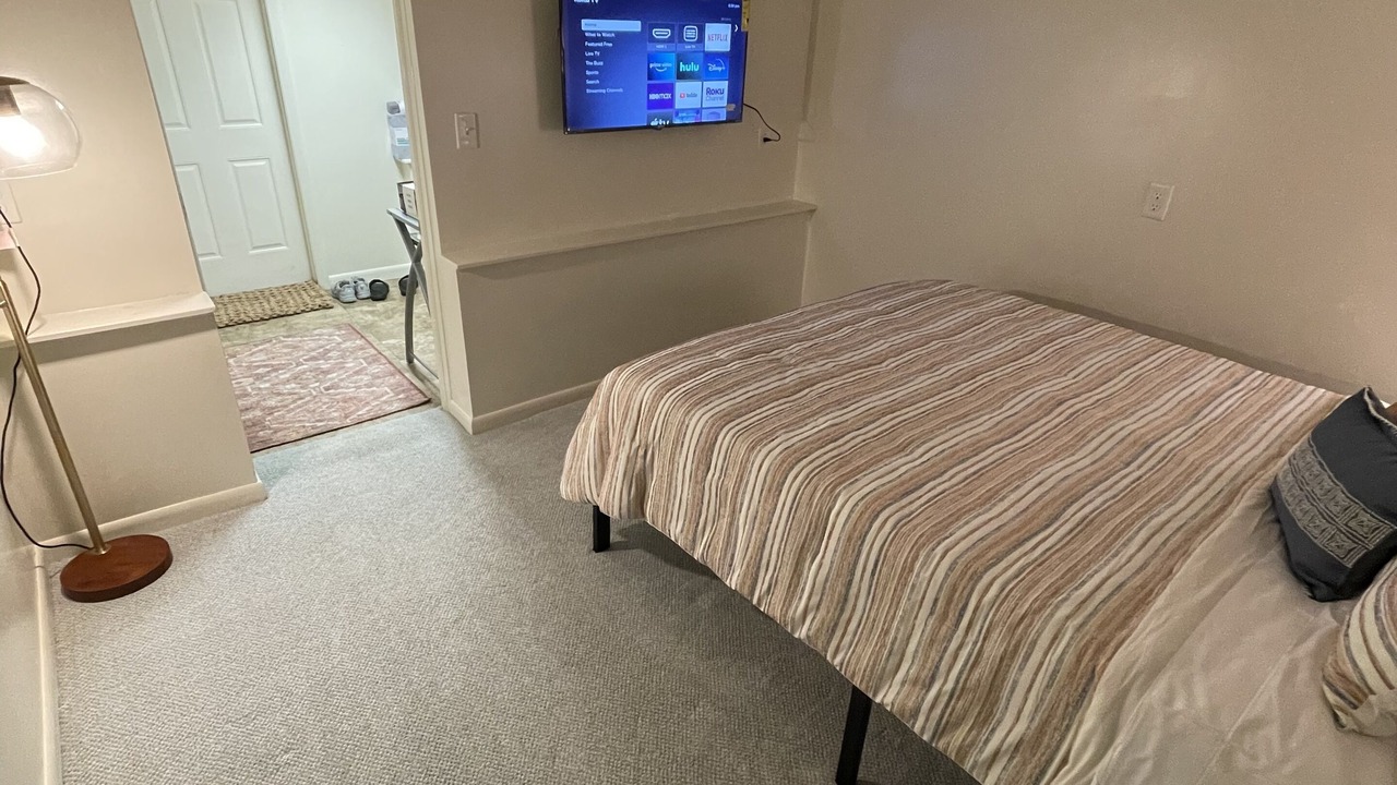 Photo of Bedroom in Seaside Heights