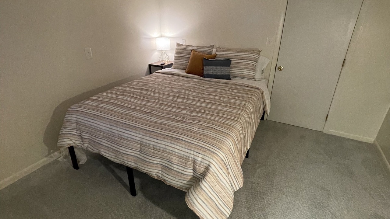 Photo of Bedroom in Seaside Heights