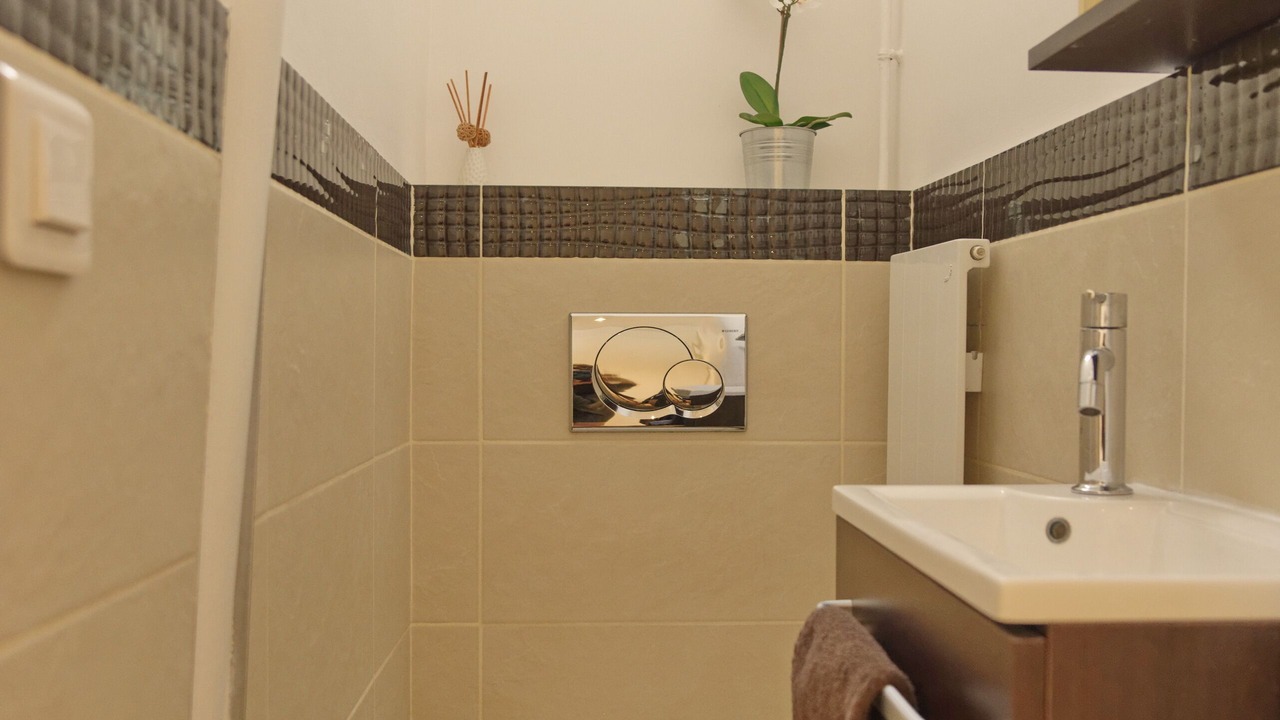Photo of Bathroom in Quartier de la Place-Vendome