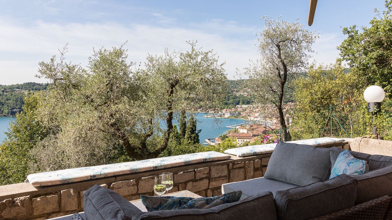 Photo of Patio Balcony in Salo