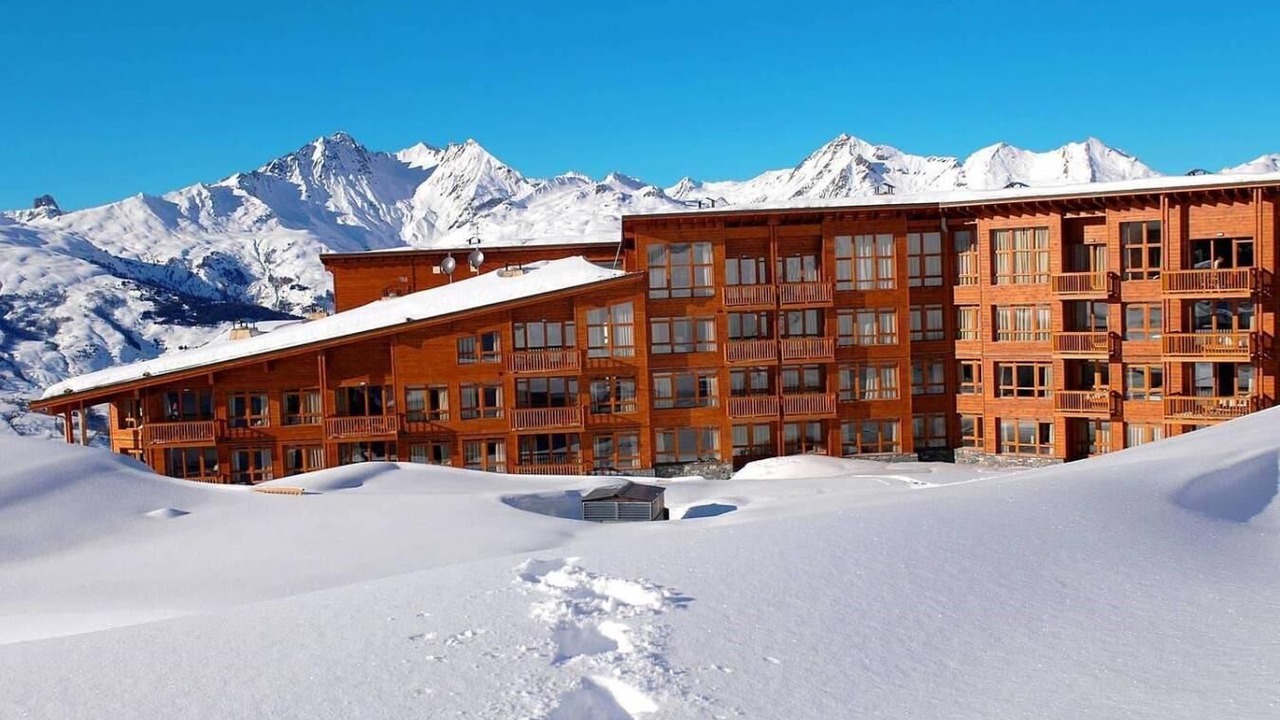 Photo of Outdoor in Arc-1800