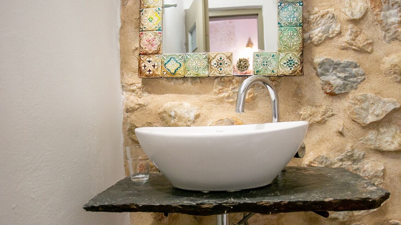 Photo of Bathroom in Charouda