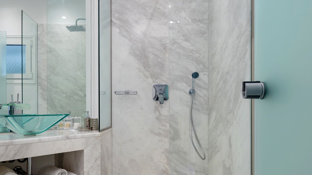 Photo of Bathroom in Elation