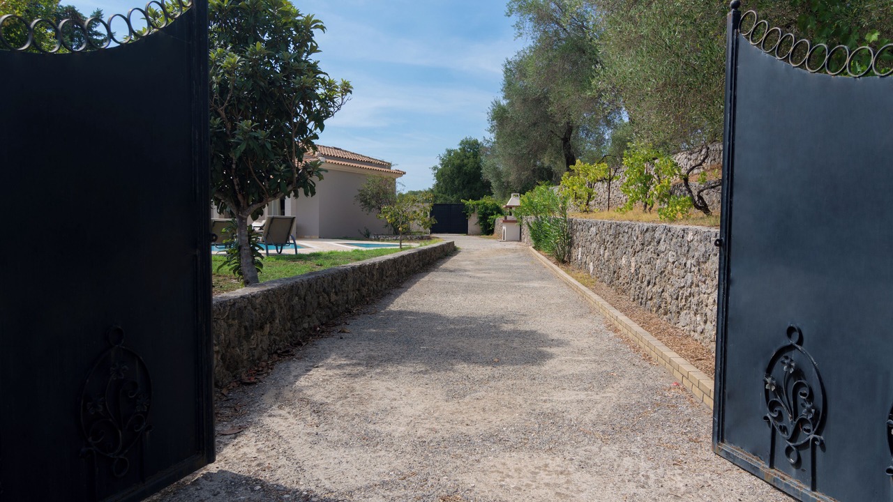 Photo of Outdoor in Dassia