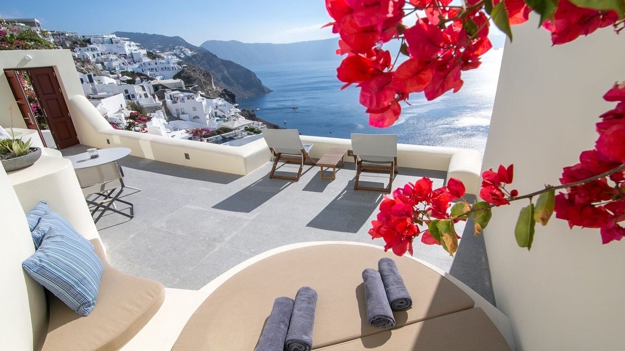 Photo of Others in Oia