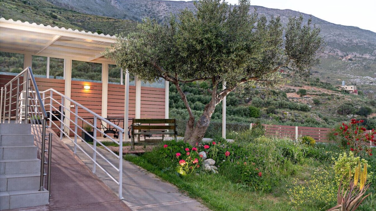 Photo of Outdoor in Mariou