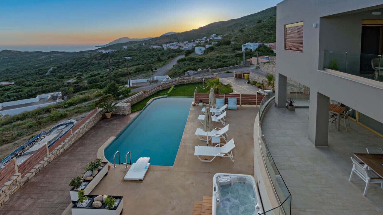 Photo of Outdoor in Mariou