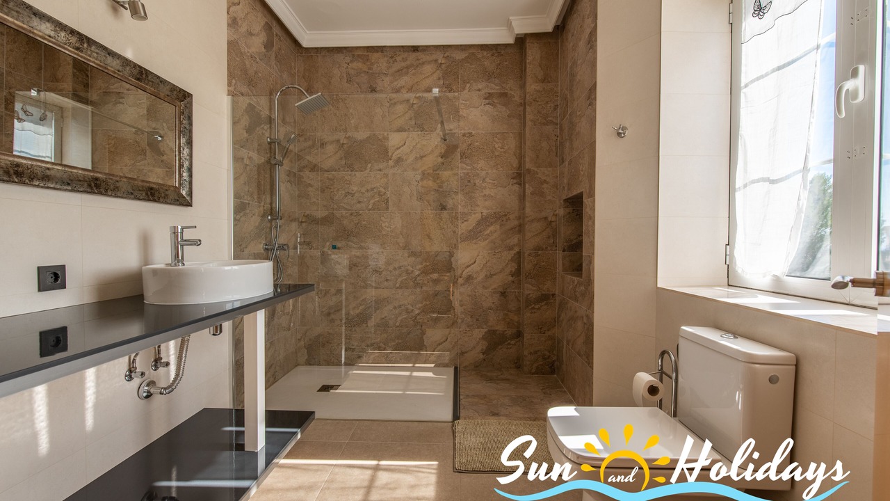 Photo of Bathroom in El Vendrell