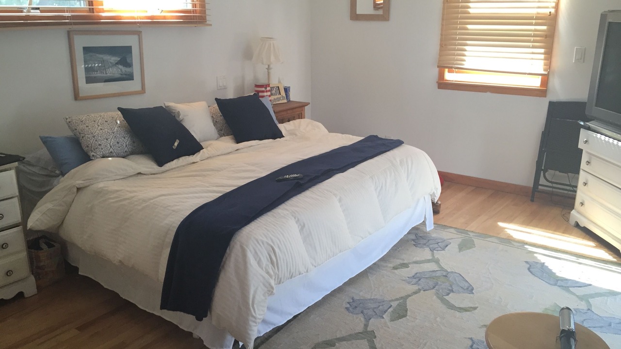 Photo of Bedroom in Harvey Cedars
