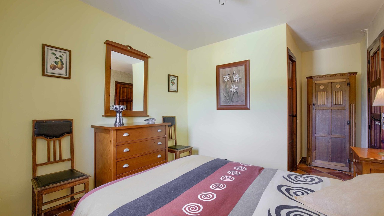 Photo of Bedroom in Majaelrayo