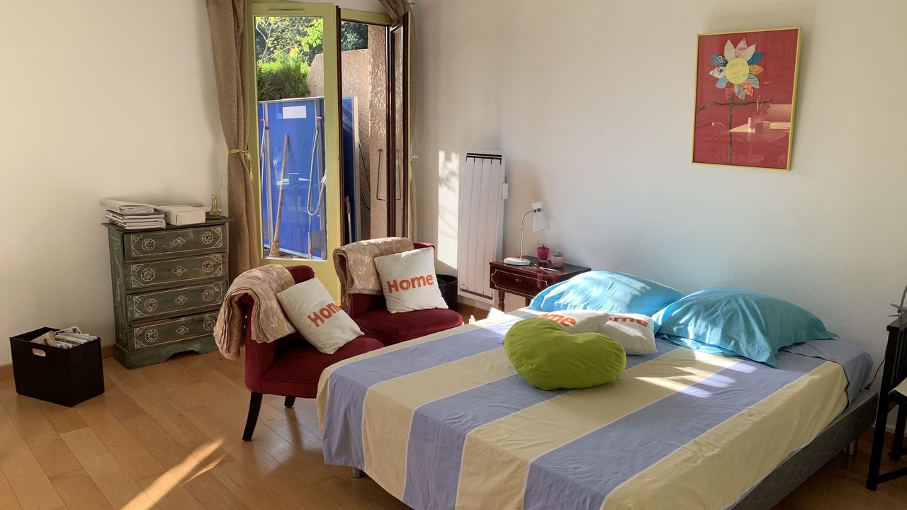 Photo of Bedroom in Saint-Jorioz