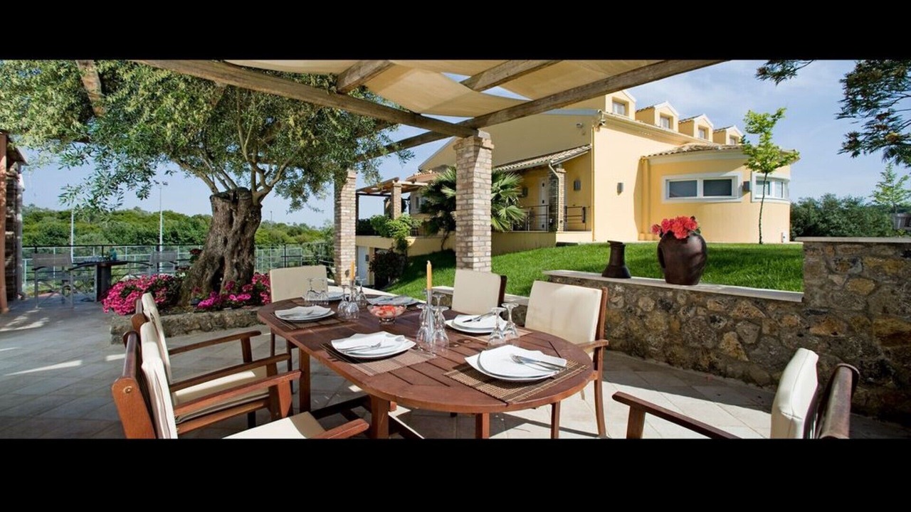 Photo of Outdoor in Parelia