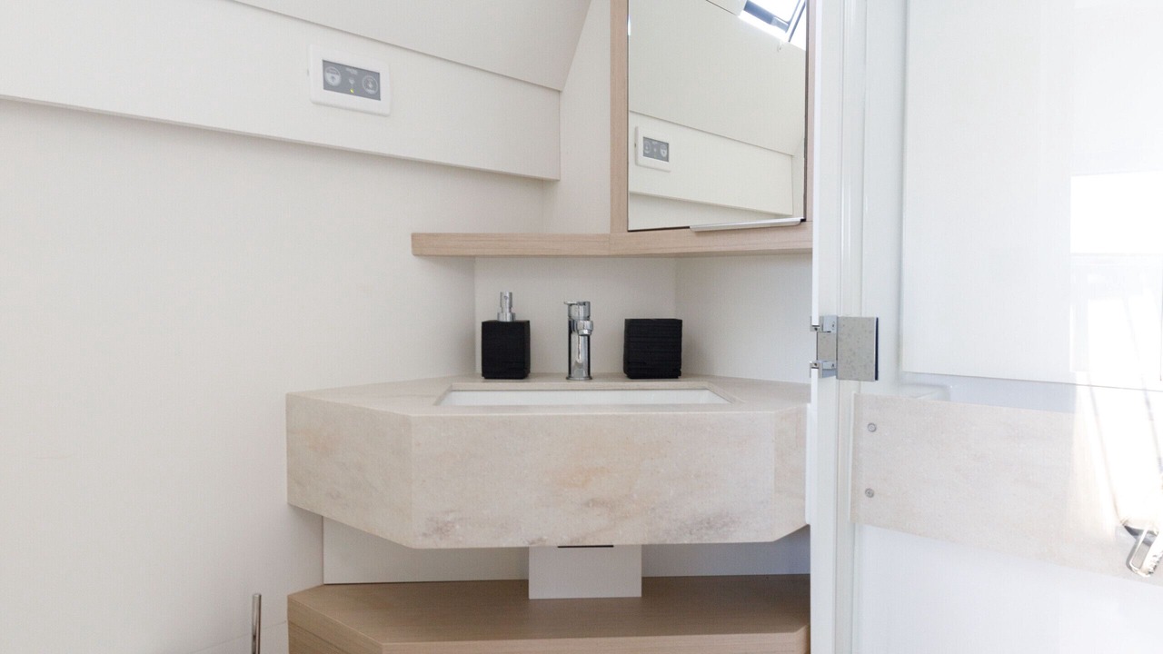 Photo of Bathroom in Lavrio