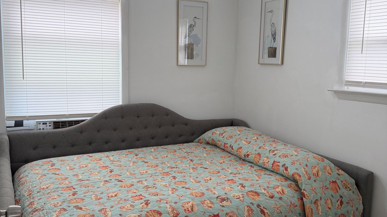 Photo of Bedroom in Beach Haven