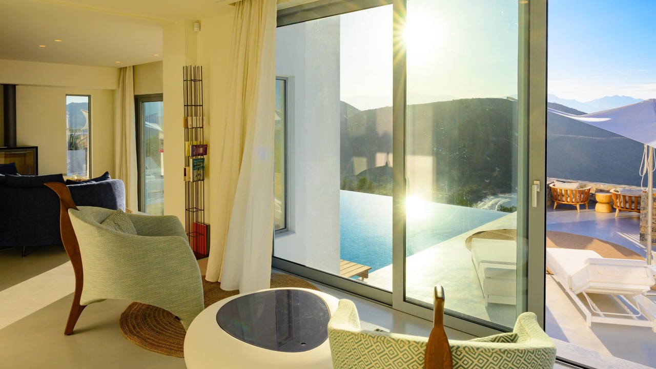 Photo of Livingroom in Pefki