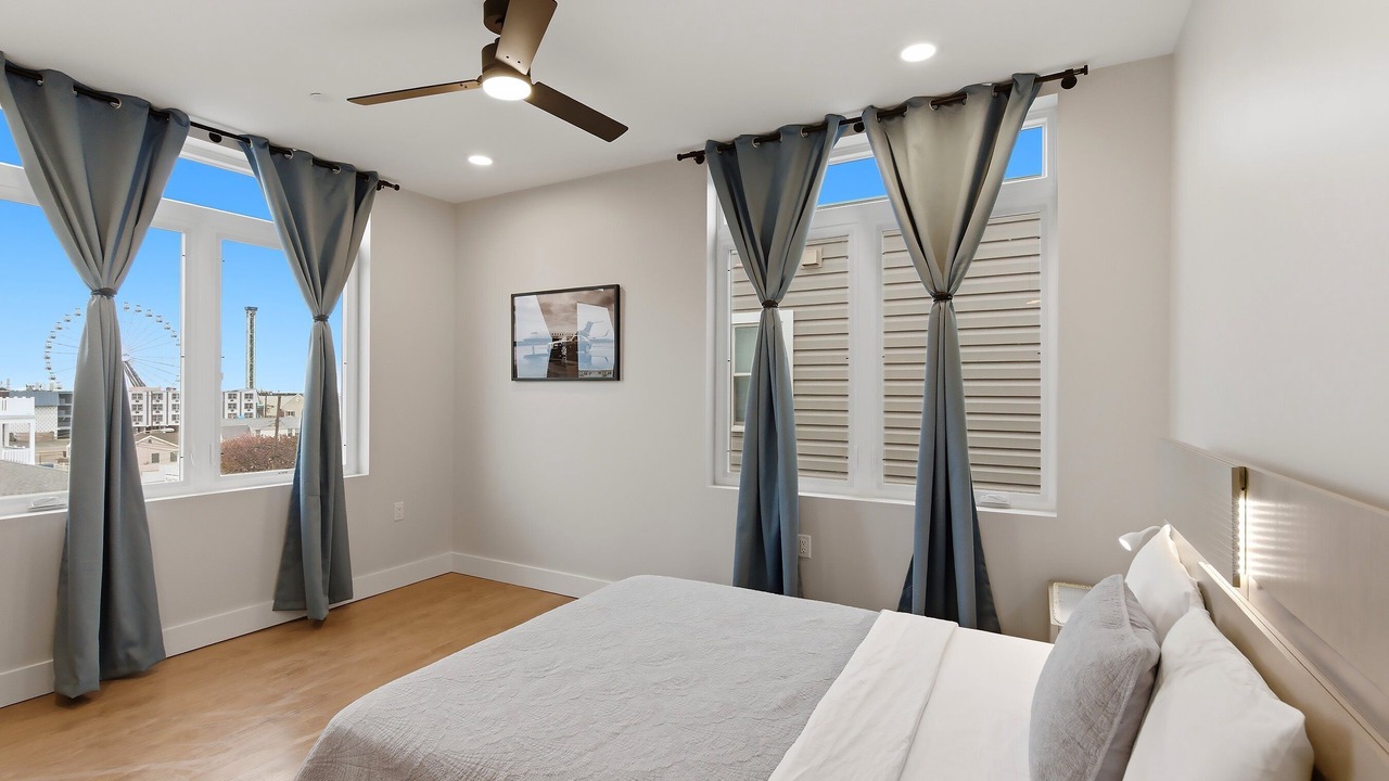 Photo of Bedroom in Seaside Heights