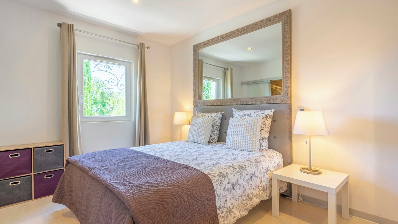 Photo of Bedroom in La Crau