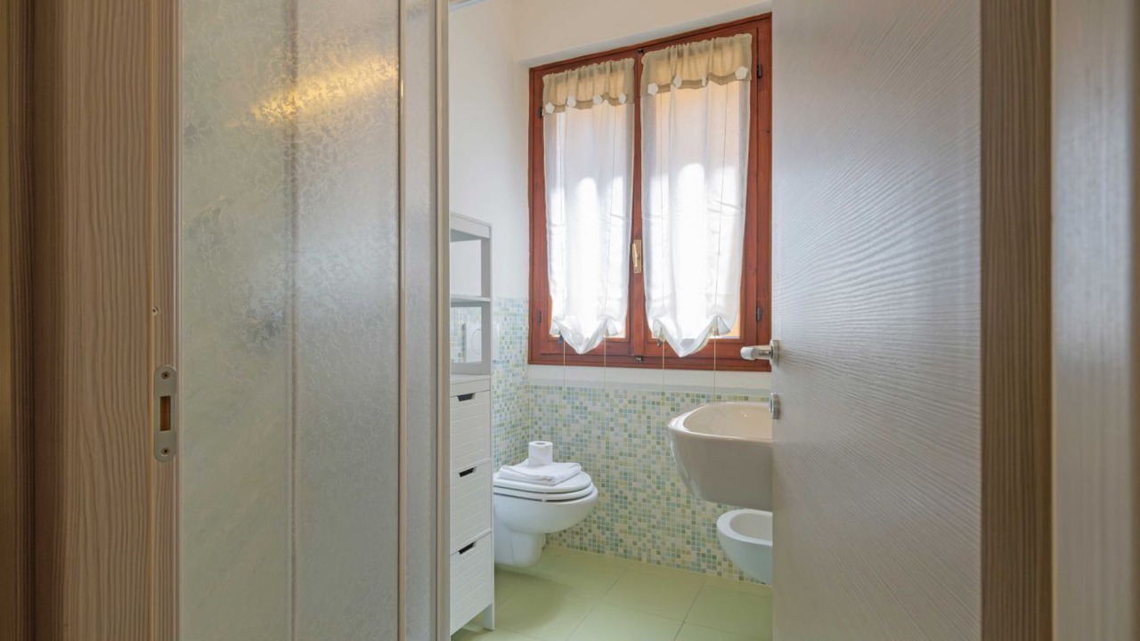 Photo of Bathroom in Torri del Benaco