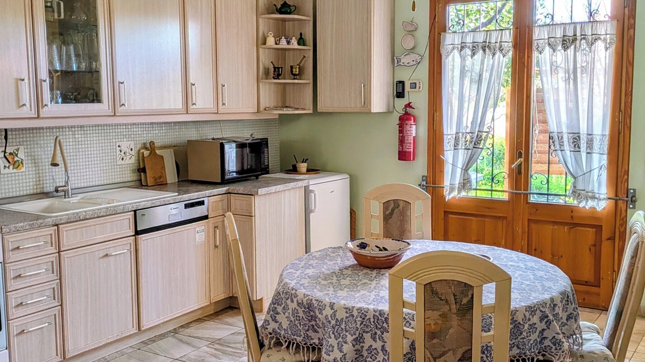 Photo of Kitchen in Nea Tirintha