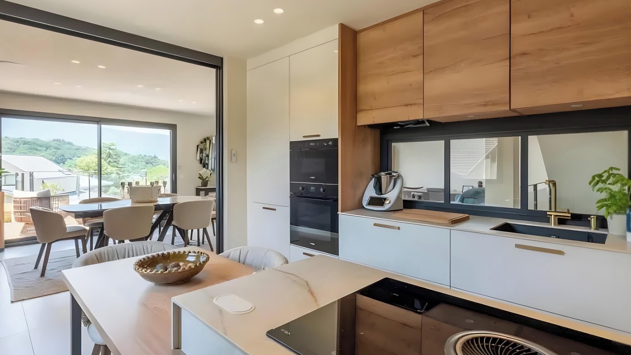 Photo of Kitchen in Echarvines