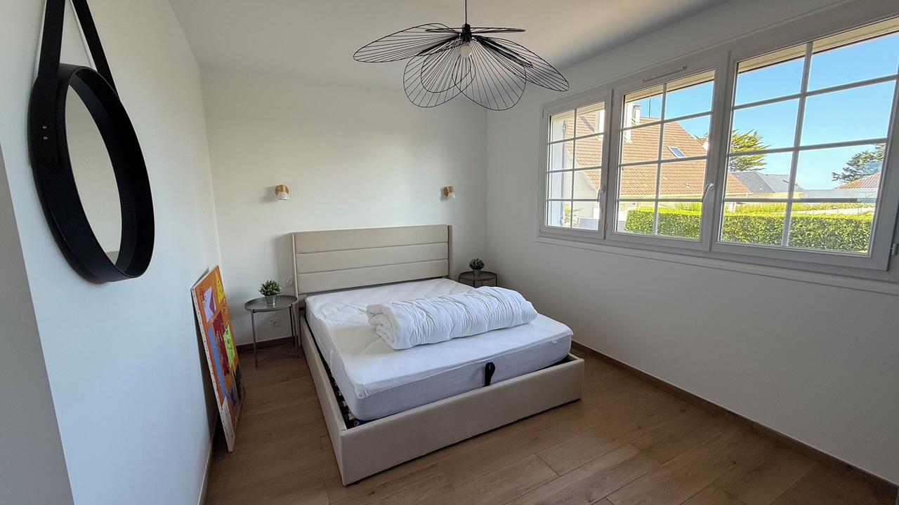 Photo of Bedroom in Colleville-Montgomery