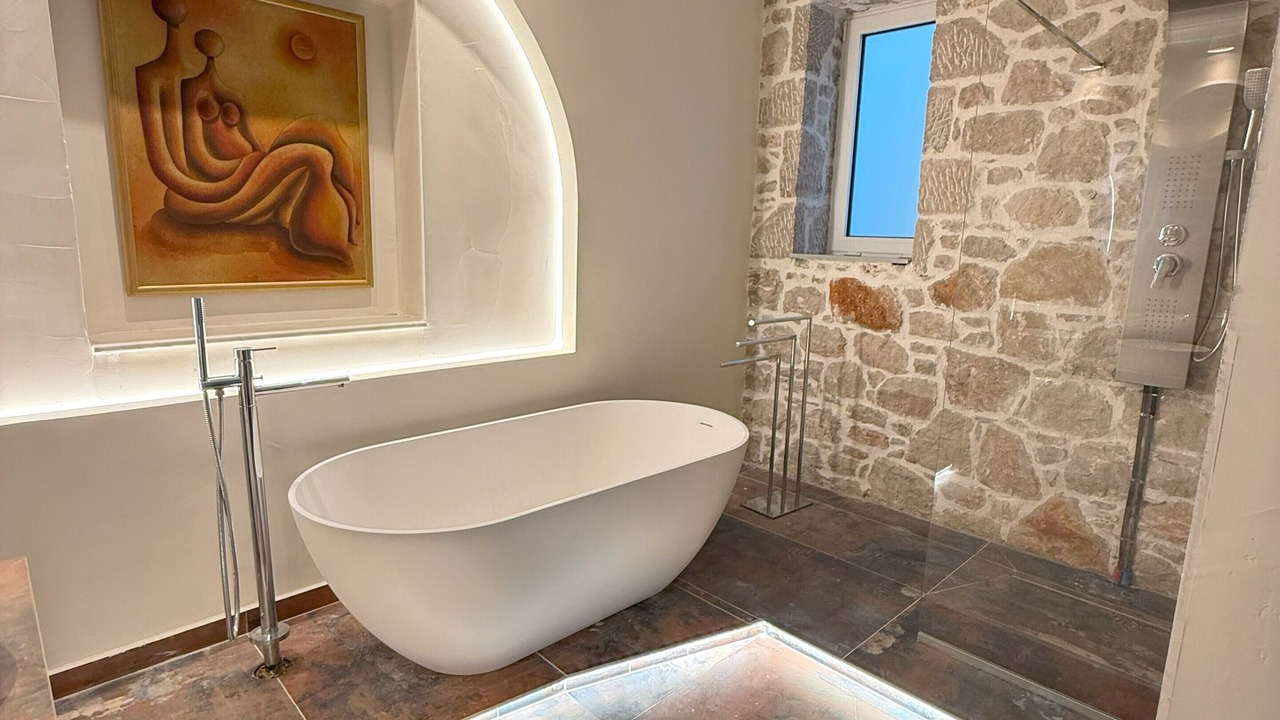 Photo of Bathroom in Rhodes Town