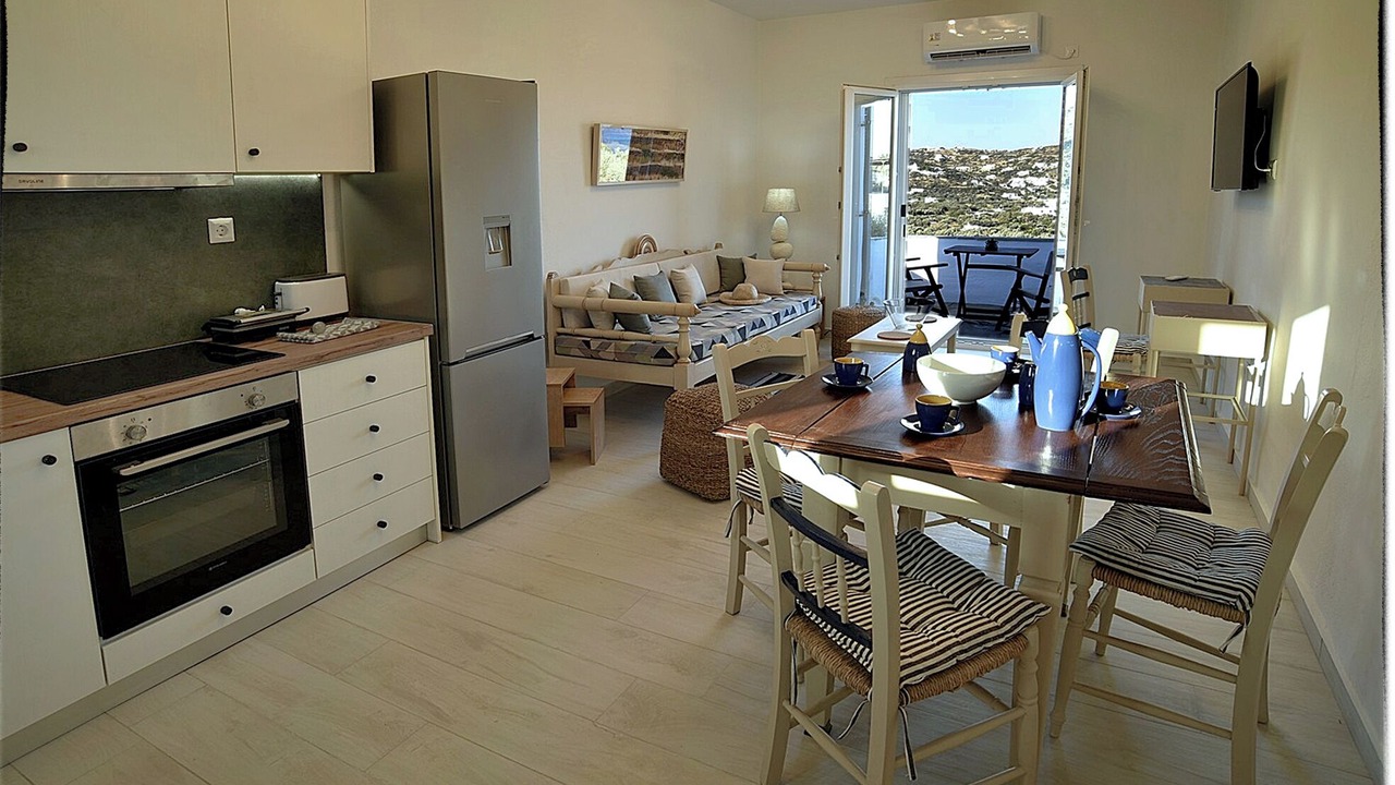 Photo of Kitchen in Platis Gialos