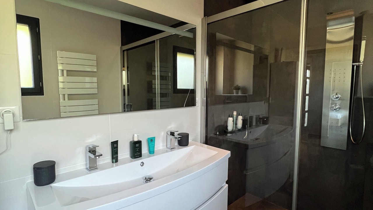 Photo of Bathroom in La Crau