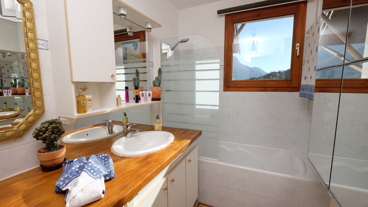 Photo of Bathroom in Briancon