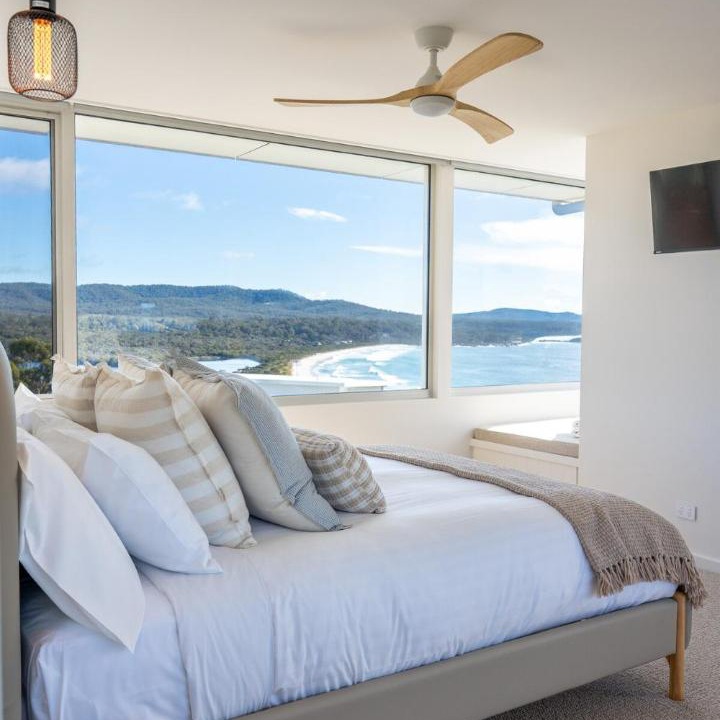 Photo of Bedroom in Binalong Bay