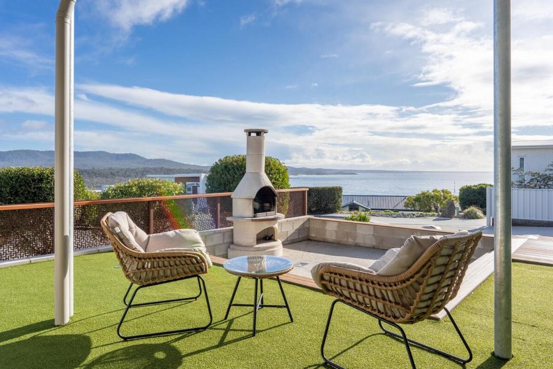 Photo of Patio Balcony in Binalong Bay