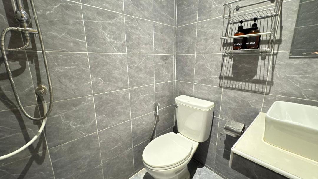 Photo of Bathroom in Thapae