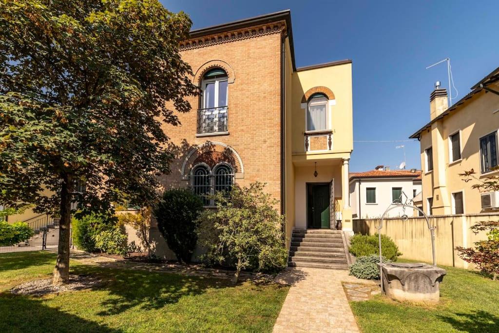 Photo of Buildings in Padova