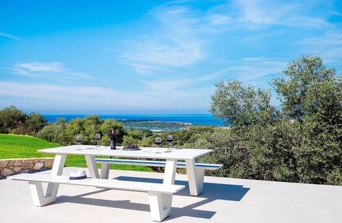 Agios Spyridon Corfu Villa | Villa Athena - Luxury Villa by the Sea with swimming pool on Corfu Island, Greece