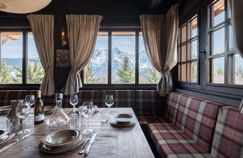 Saint-Gervais-les-Bains Ski Chalet | MAISON DOMINOS Chalet de Luxe, 5 chambres, Vue Mont Blanc, Spa, Jacuzzi, Salle de sport