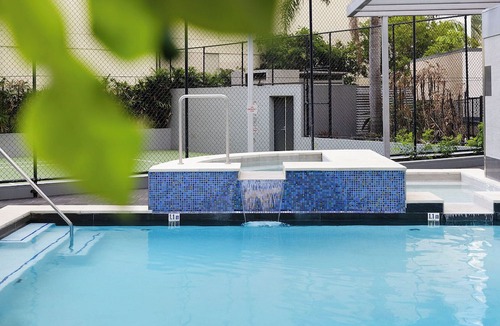 Brisbane Central Business District Apartment | City & River Views | Brisbane CBD Family Apartment